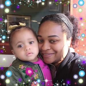 Meet your Posher, Queena